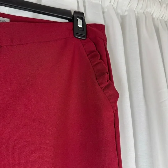 Red Charlotte Russe Pants - Picture 4 of 5